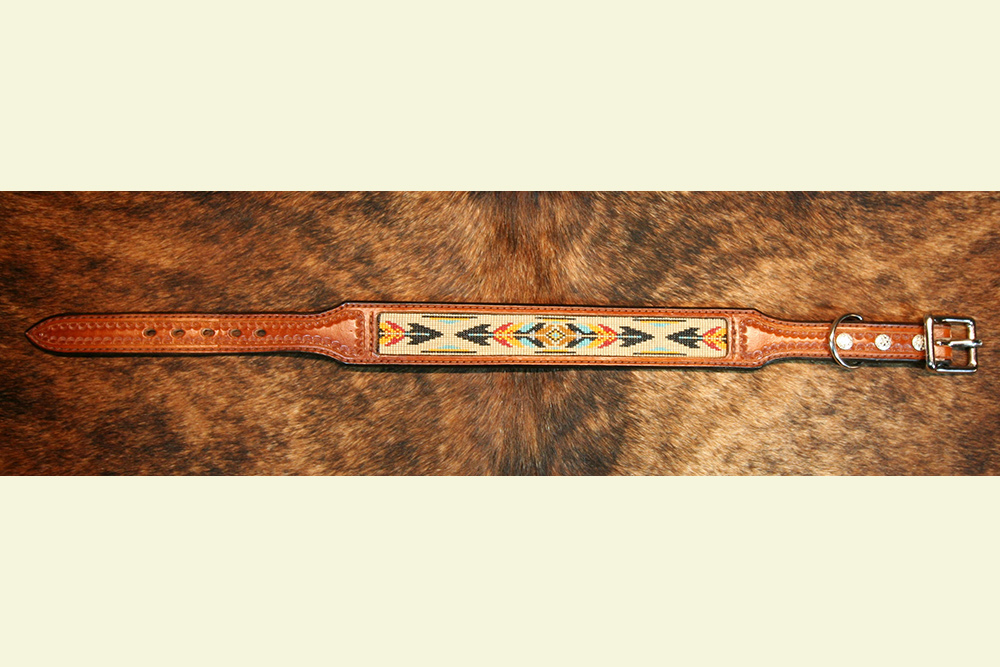 Tribal Feather Beaded Leather Dog Collar - Image 2